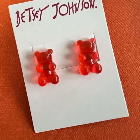 ❤️ Betsey Johnson delicious red gummy bear stud earrings ❤️ - Picture 4 of 5